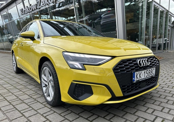 Audi A3 cena 121900 przebieg: 12512, rok produkcji 2023 z Toruń małe 254